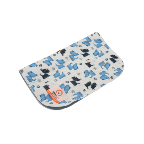 Многоразовая впитывающая пеленка – MISOKO reusable pee pad, 70 x 80 см, with blue puppies